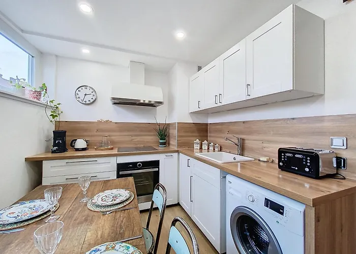 Wooden - Renove - Cosy - Proche Centre-ville - Transports Appartement